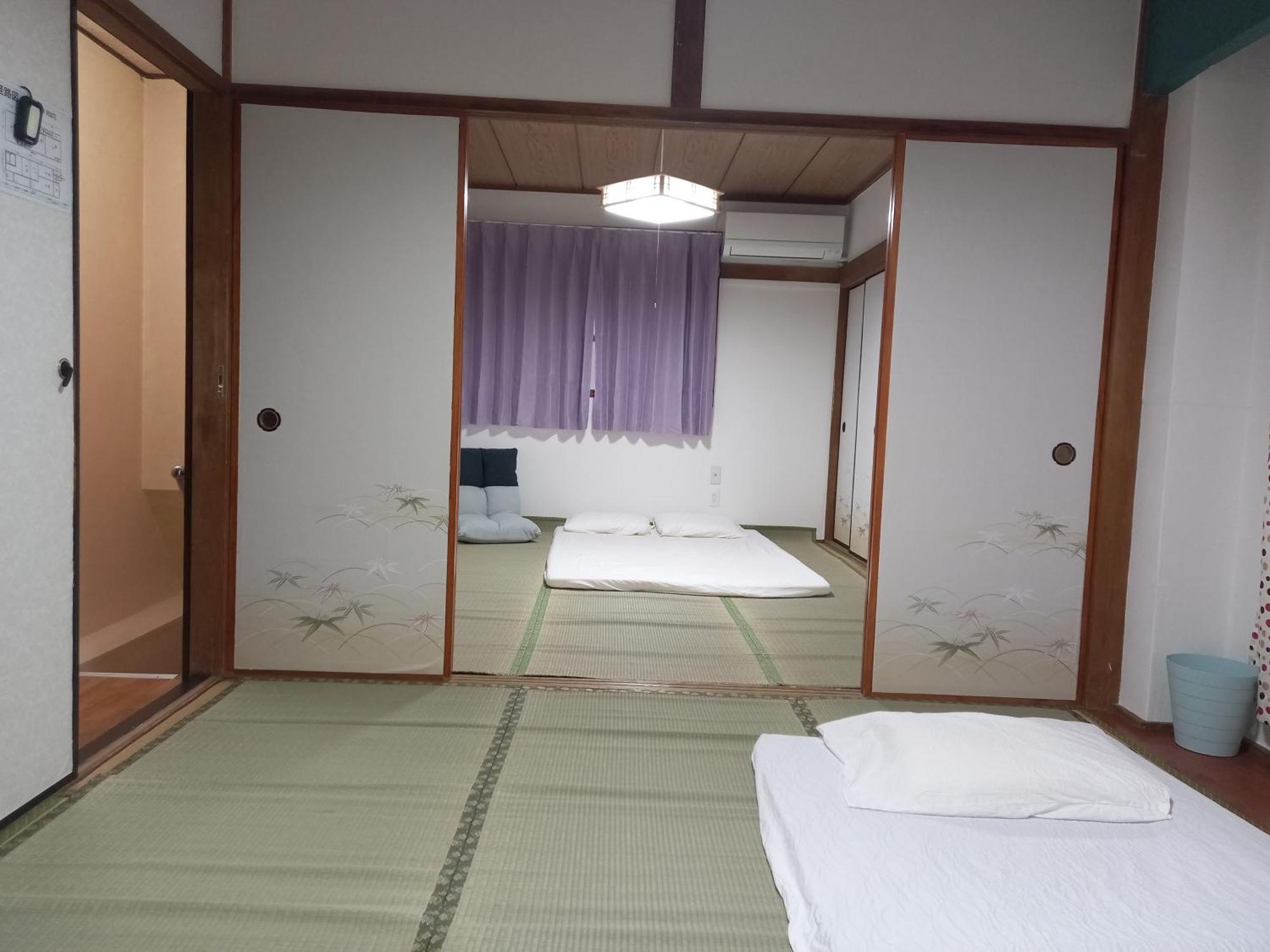 אוסקה Lucky House Guest House מראה חיצוני תמונה