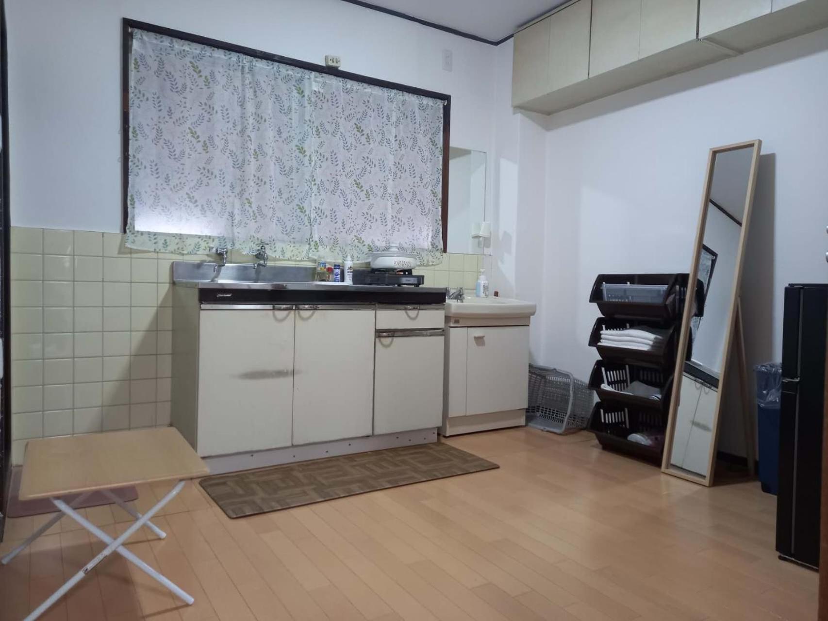 אוסקה Lucky House Guest House מראה חיצוני תמונה