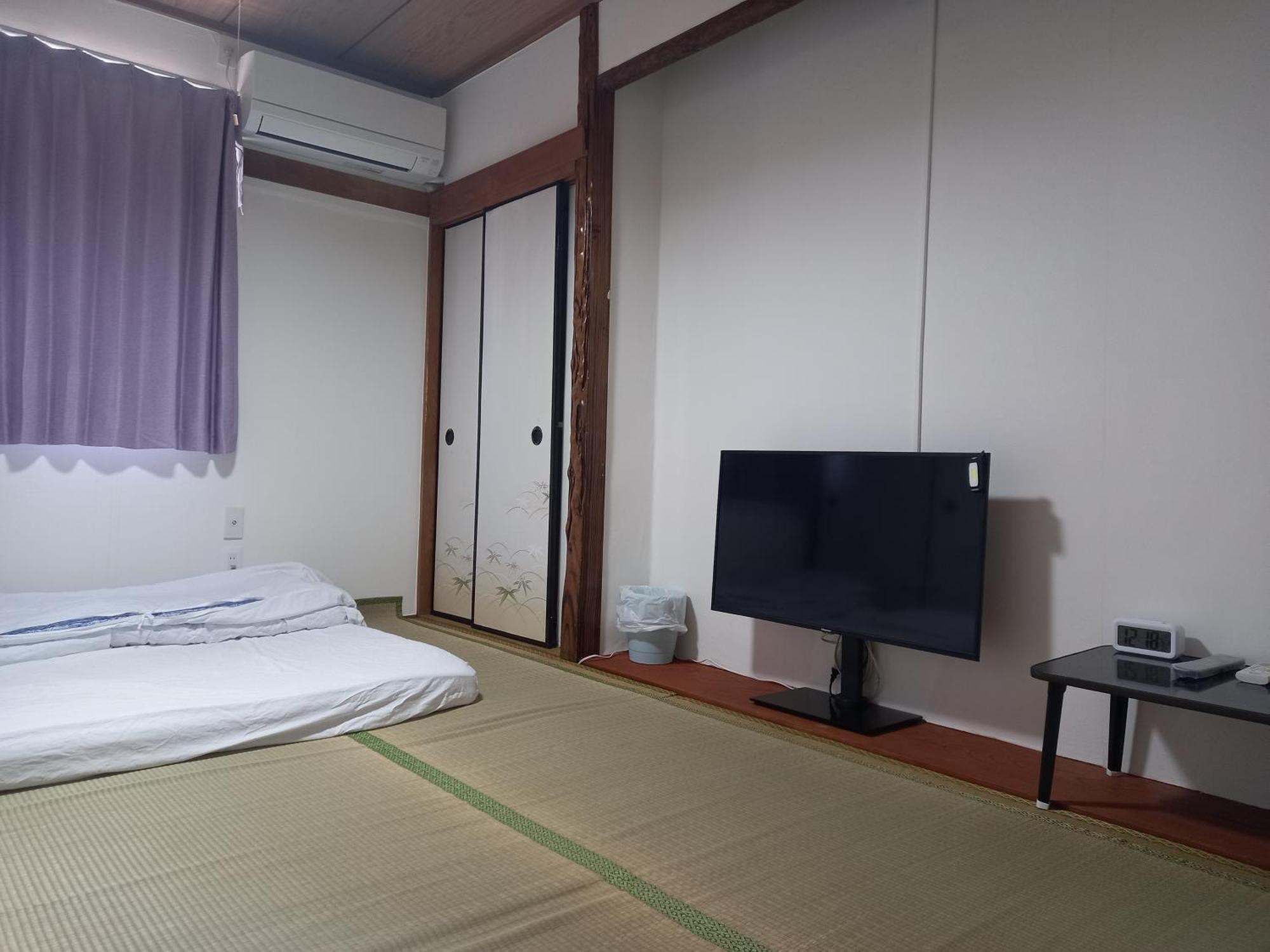 אוסקה Lucky House Guest House מראה חיצוני תמונה
